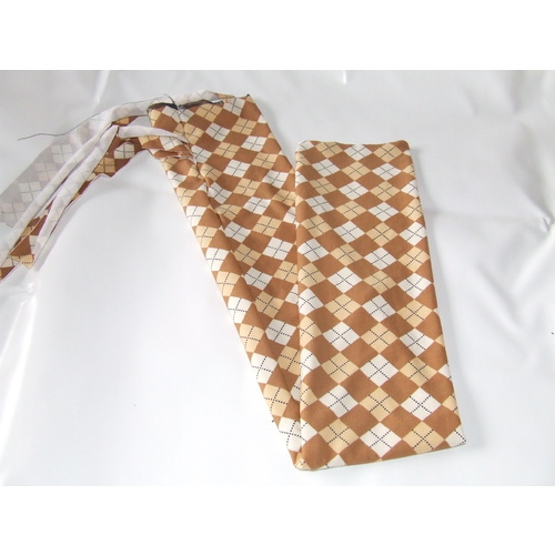 Ecotak Lycra Rugless Tie in Tail Bag - Argyle Print